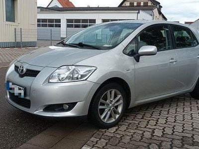 Silber Gebraucht 2008 Toyota Auris Limousine | 3.490 € (Fairer Preis)