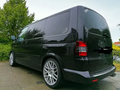 Gebraucht VW Multivan Highline 174 PS (127 kW) 2009 Schwarz Van / Kleinbus