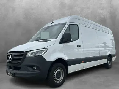 Gebraucht Mercedes Sprinter 170 PS (125 kW) 2025 Arktikweiß Van