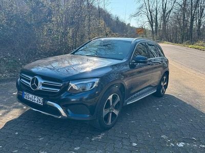 Gebraucht Mercedes GLC250 Exclusive 204 PS (150 kW) 2017 Blau SUV