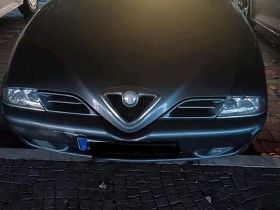 Alfa Romeo 166