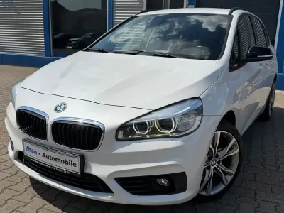 Gebraucht BMW 220 Active Tourer Sport Line 192 PS (141 kW) 2015 Weiß Van / Kleinbus