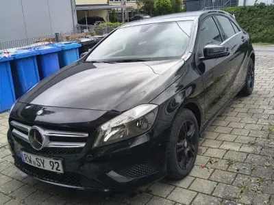 Gebraucht Mercedes A220 136 PS (100 kW) 2014 Schwarz Limousine