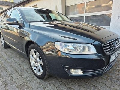 Second-hand Volvo V70 Summum 181 CP (133 kW) 2015 Gri Break