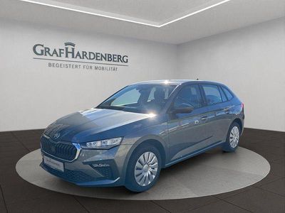 Grau Gebraucht 2025 Skoda Scala Essence Kleinwagen | 19.910 € (Superpreis)