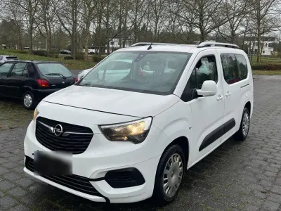 Gebraucht Opel Combo Life XL 102 PS (75 kW) 2018 Weiß Van / Kleinbus