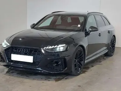 Gebraucht Audi RS4 Sport 450 PS (330 kW) 2022 Individuallackierungen audi ex Kombi