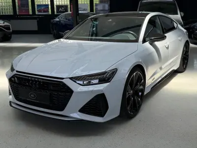 Gebraucht Audi RS7 Sportback Sport 600 PS (441 kW) 2021 Audi exclusive individual Kleinwagen
