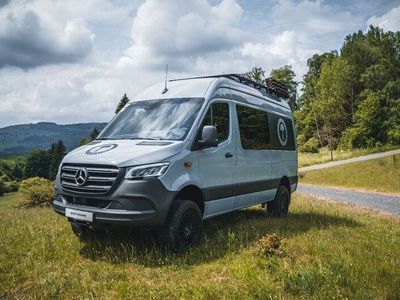 Gebraucht Mercedes Sprinter 190 PS (139 kW) 2024 Blau Van