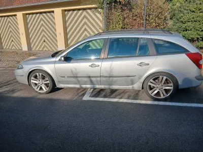 Gebraucht Renault Laguna II 135 PS (99 kW) 2006 Silber Kombi