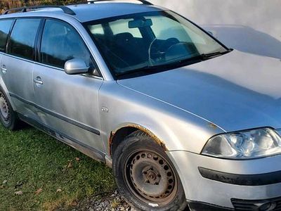Gebraucht VW Passat 130 PS (95 kW) 2001 Silber Kombi