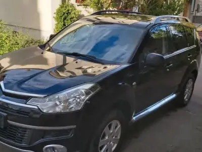 Gebraucht Citroën C-Crosser Exclusive 156 PS (114 kW) 2008 Schwarz SUV
