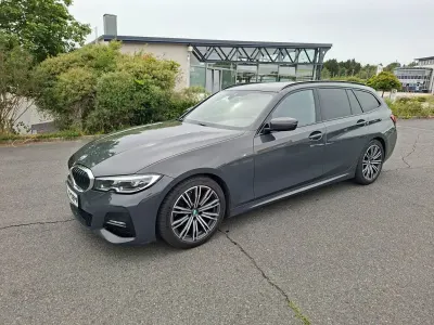 Gebraucht BMW 320 M Sport 190 PS (139 kW) 2019 Grau Kombi