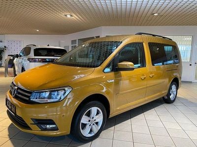 Gebraucht VW Caddy Maxi Comfortline 125 PS (91 kW) 2017 Sandstorm yellow metallic Van / Kleinbus