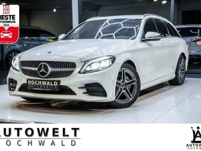Gebraucht Mercedes C180 AMG line 156 PS (114 kW) 2020 Weiß Limousine