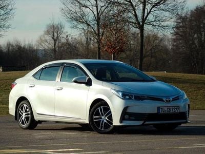 Gebraucht Toyota Corolla 132 PS (97 kW) 2018 Weiß Limousine