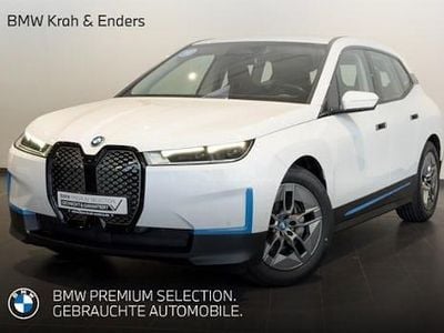 Gebraucht BMW iX 300 kW (408 PS) 2021 Weiß SUV