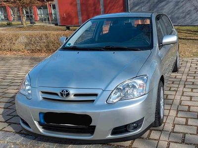 Gebraucht Toyota Corolla 110 PS (80 kW) 2005 Silber Limousine