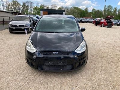Gebraucht Ford S-MAX Ambiente 145 PS (106 kW) 2008 Schwarz Van / Kleinbus