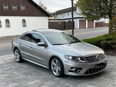 Gebraucht VW Passat R-line 140 PS (102 kW) 2015 Silber Coupé