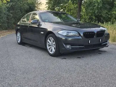 Gebraucht BMW 523 Luxury Line 204 PS (150 kW) 2010 Schwarz Limousine