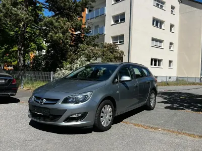 Usata Opel Astra Sport 110 CV (80 kW) 2015 Station wagon