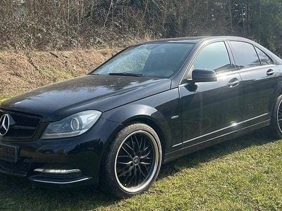 Gebraucht Mercedes C250 204 PS (150 kW) 2012 Schwarz Limousine