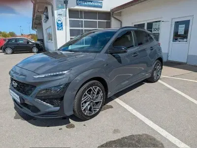 Gebraucht Hyundai Kona N Line 120 PS (88 kW) 2023 Ecotronic gray SUV