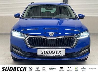 Usata Skoda Octavia Clever 150 CV (110 kW) 2022 Blu Station wagon