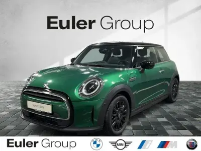 Gebraucht Mini Cooper 136 PS (100 kW) 2023 Gruen Kleinwagen