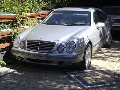 Mercedes CLK320