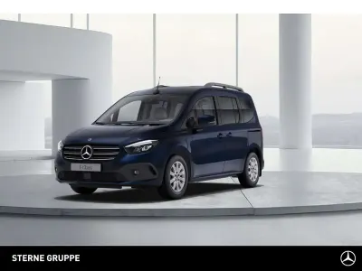Gebraucht Mercedes T180 Progressive 116 PS (85 kW) 2025 Cavansitblau Van / Kleinbus