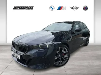 Gebraucht BMW 540 M Sport 303 PS (222 kW) 2025 Schwarz Kombi