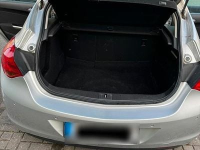 Usata Opel Astra 115 CV (84 kW) 2010 Grigio Station wagon