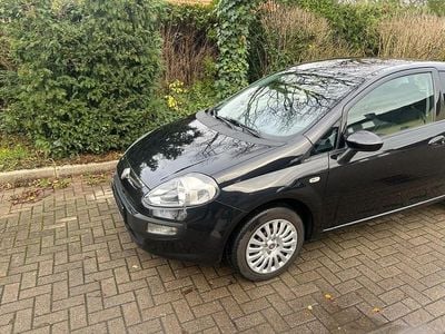 Gebraucht Fiat Punto Evo 77 PS (56 kW) 2011 Schwarz Kleinwagen