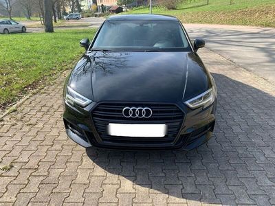 gebraucht Audi A3 Lim. 35 TDI S Line Sport / VC / LED / DSG