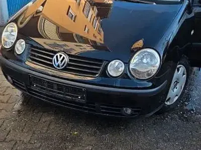 Gebraucht VW Polo Basis 75 PS (55 kW) 2002 Schwarz Limousine