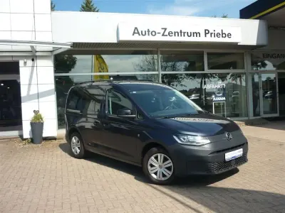 Gebraucht VW Caddy 122 PS (89 kW) 2022 Starlight blue Van / Kleinbus