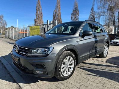 Second-hand VW Tiguan Trendline 150 CP (110 kW) 2017 Gri SUV