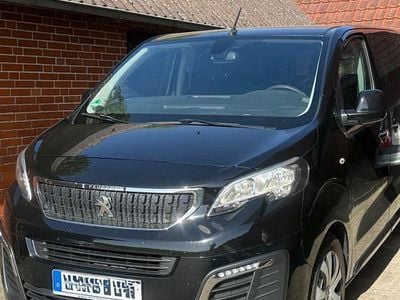 Gebraucht Peugeot Traveller Active 120 PS (88 kW) 2018 Schwarz Van / Kleinbus