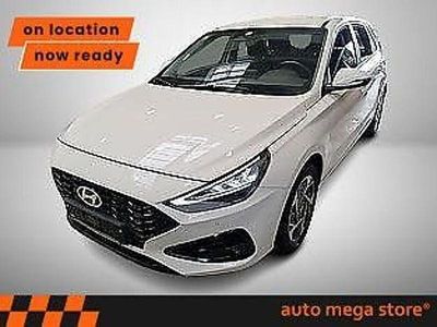 Weiß Gebraucht 2024 Hyundai i30 Style Limousine | 16.946 € (Superpreis)