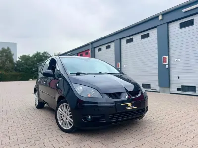 Gebraucht Mitsubishi Colt Motion 95 PS (69 kW) 2008 Black saphire Kleinwagen