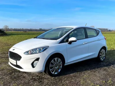 Gebraucht Ford Fiesta Cool & Connect 75 PS (55 kW) 2020 Weiß Kleinwagen