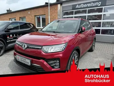 Usata SsangYong Tivoli Sapphire 163 CV (119 kW) 2020 Rosso SUV