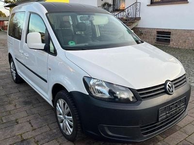 Weiß Gebraucht 2015 VW Caddy Van / Kleinbus | 10.750 € (Fairer Preis)