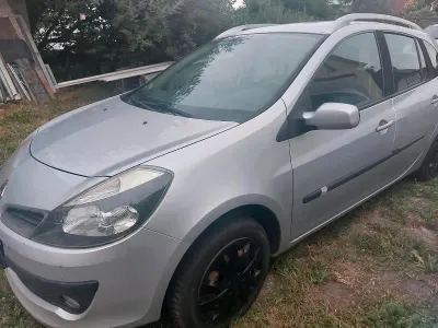 Gebraucht Renault Clio III 75 PS (55 kW) 2008 Silber Kleinwagen
