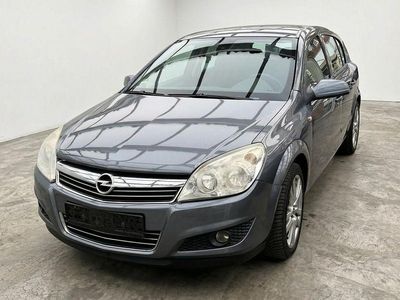 Gebraucht Opel Astra Edition 110 PS (80 kW) 2008 Grau Limousine