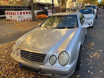 Mercedes CLK320