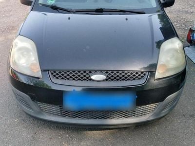 Second-hand Ford Fiesta 60 CP (44 kW) 2006 Negru Hatchback