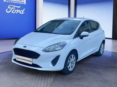 Gebraucht Ford Fiesta Cool & Connect 125 PS (91 kW) 2021 Frostweiß Kleinwagen